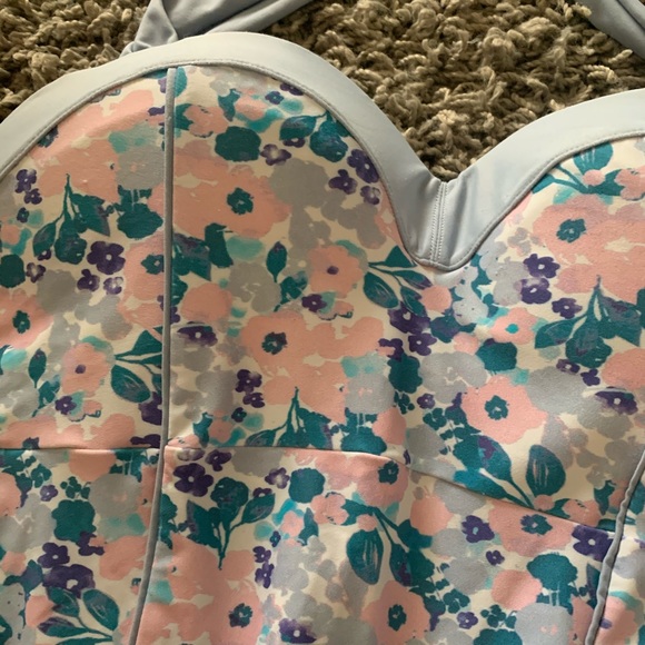 Compressive one piece swim suit - Picture 2 of 7